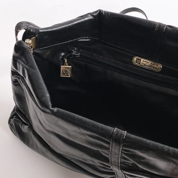 ANNE KLEIN VTG Black Leather Pochette - Picture 5 of 11